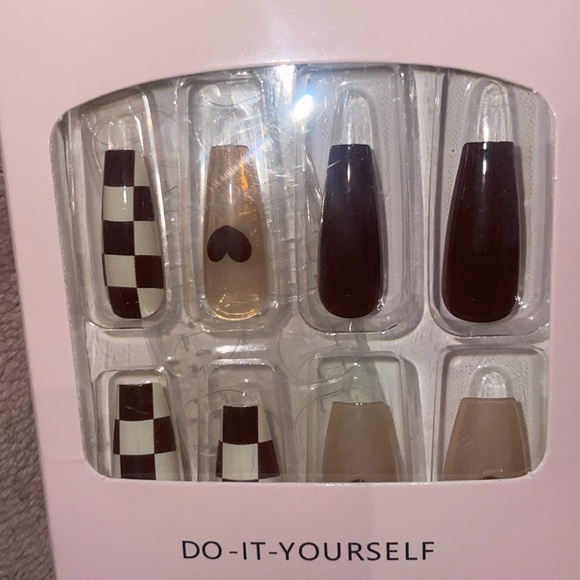 New drops for $10, 2/$15 - Picture 4 of 4